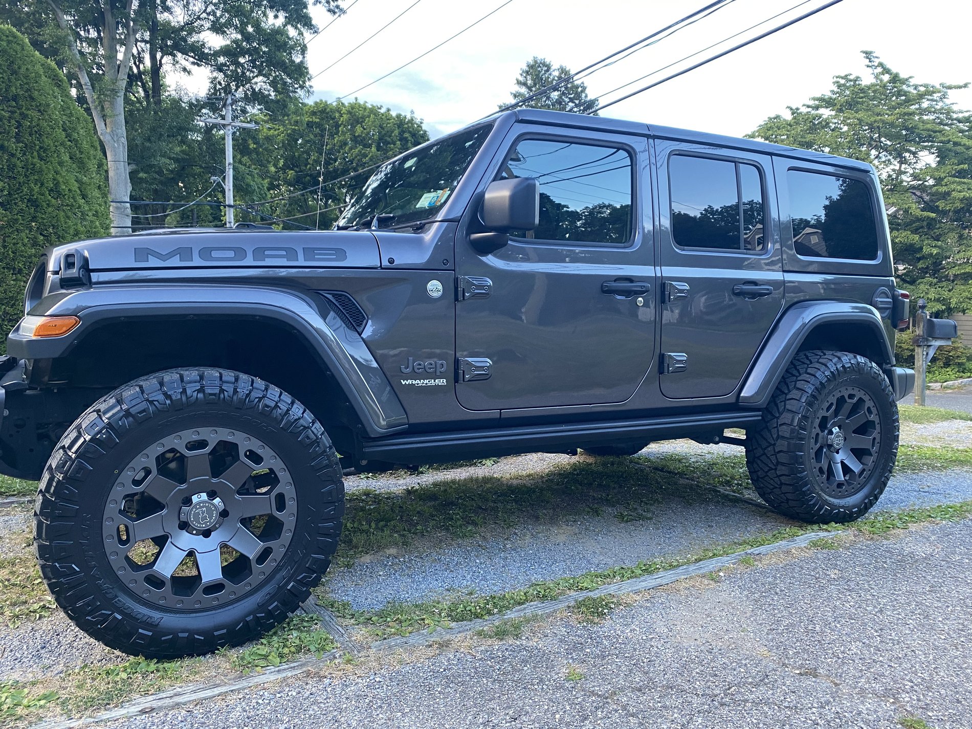 20x10 or 20x9 for 2019 Moab? | Page 3 | Jeep Wrangler Forums (JL / JLU) -  Rubicon, Sahara, Sport, 4xe, 392 