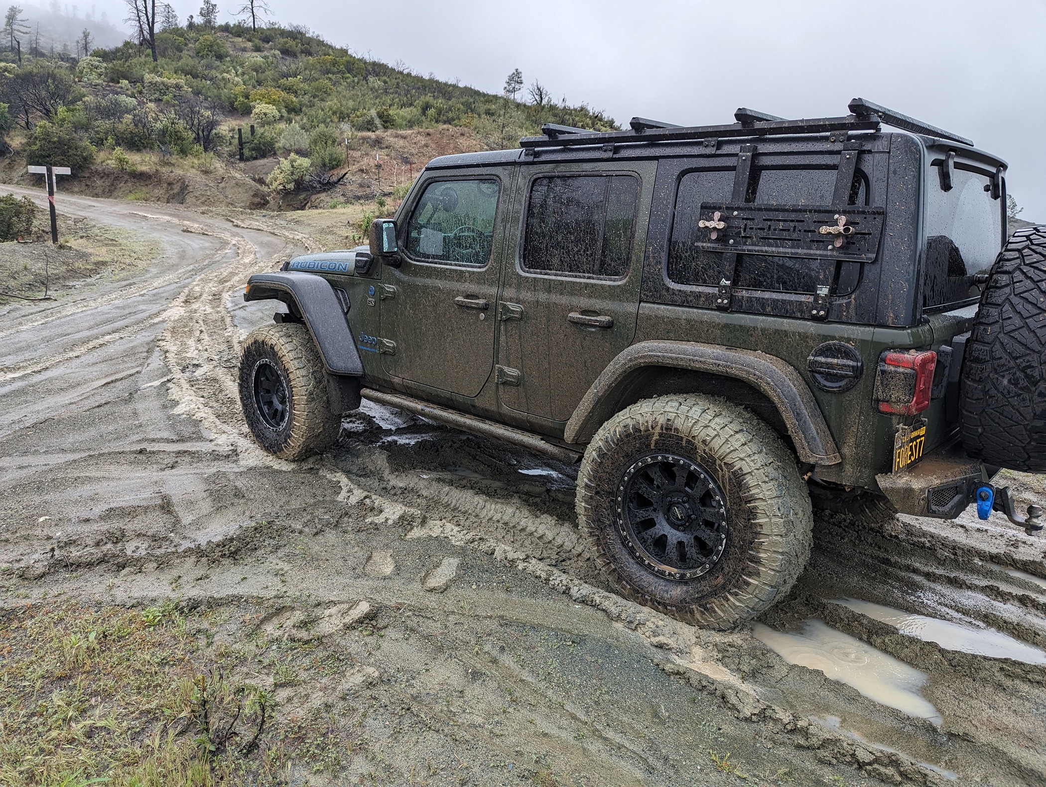 Jeep Wrangler JL Best way to drive on REALLY slippery mud? 2024-04-13 13.20.20