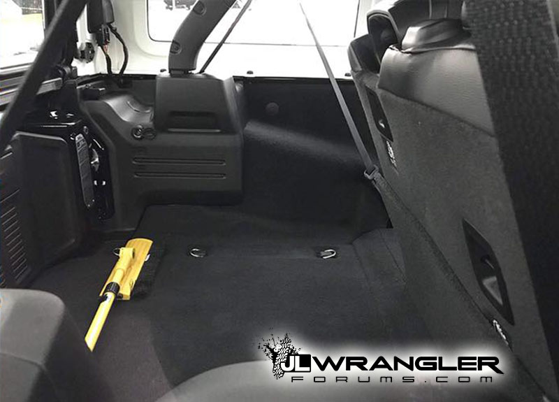 Jl Wrangler Trunk Cargo Space Area First Good Pics With