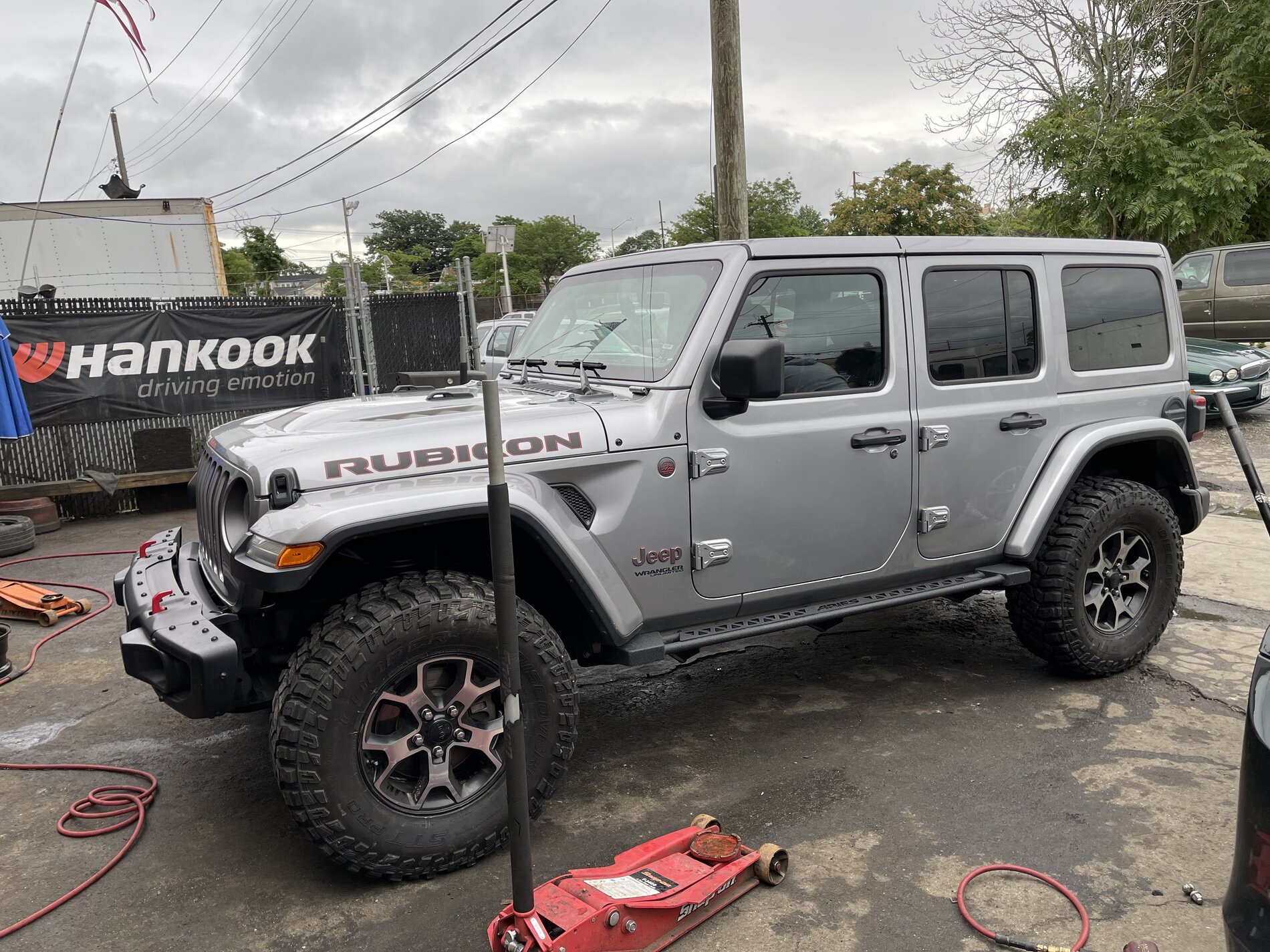 Vibration on car at low speeds on new tires | Jeep Wrangler Forums (JL /  JLU) - Rubicon, Sahara, Sport, 4xe, 392 