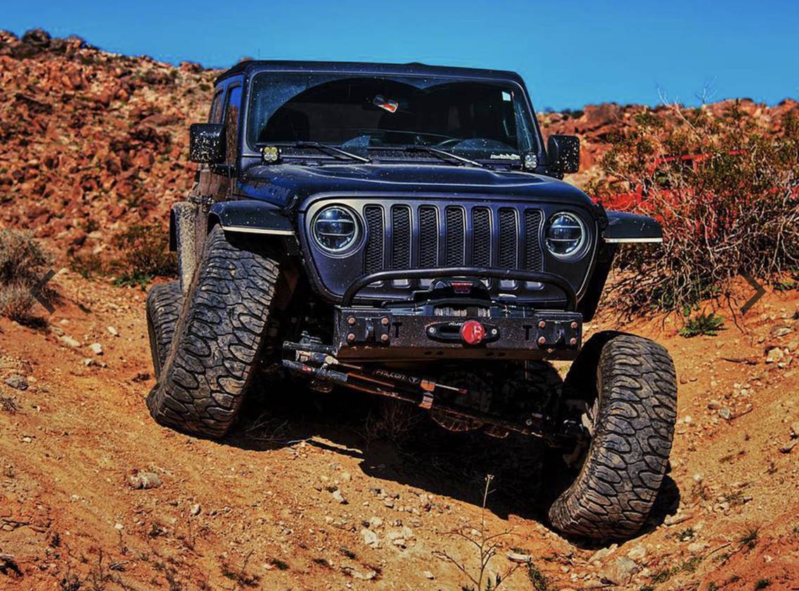Jeep wrangler rubicon и sahara отличия