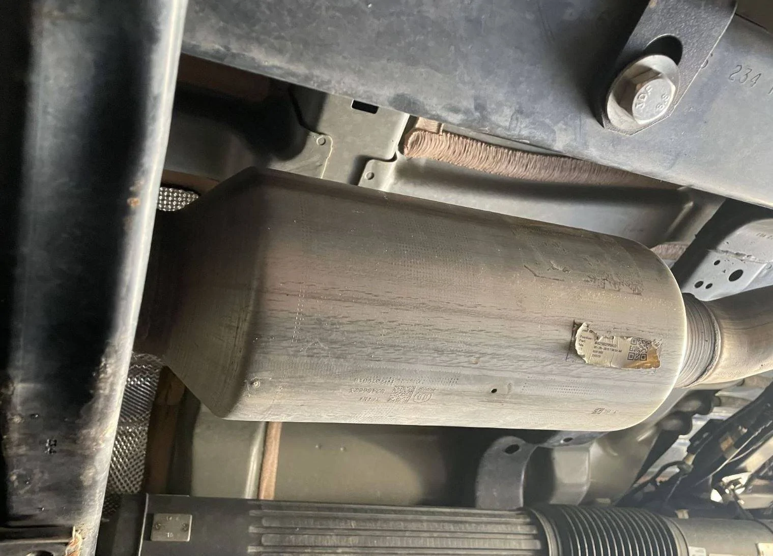 Heat shield between exhaust extension and floor? (Hot rear passenger  floorboard) | Jeep Wrangler Forums (JL / JLU) -- Rubicon, 4xe, 392, Sahara,  Sport - JLwranglerforums.com