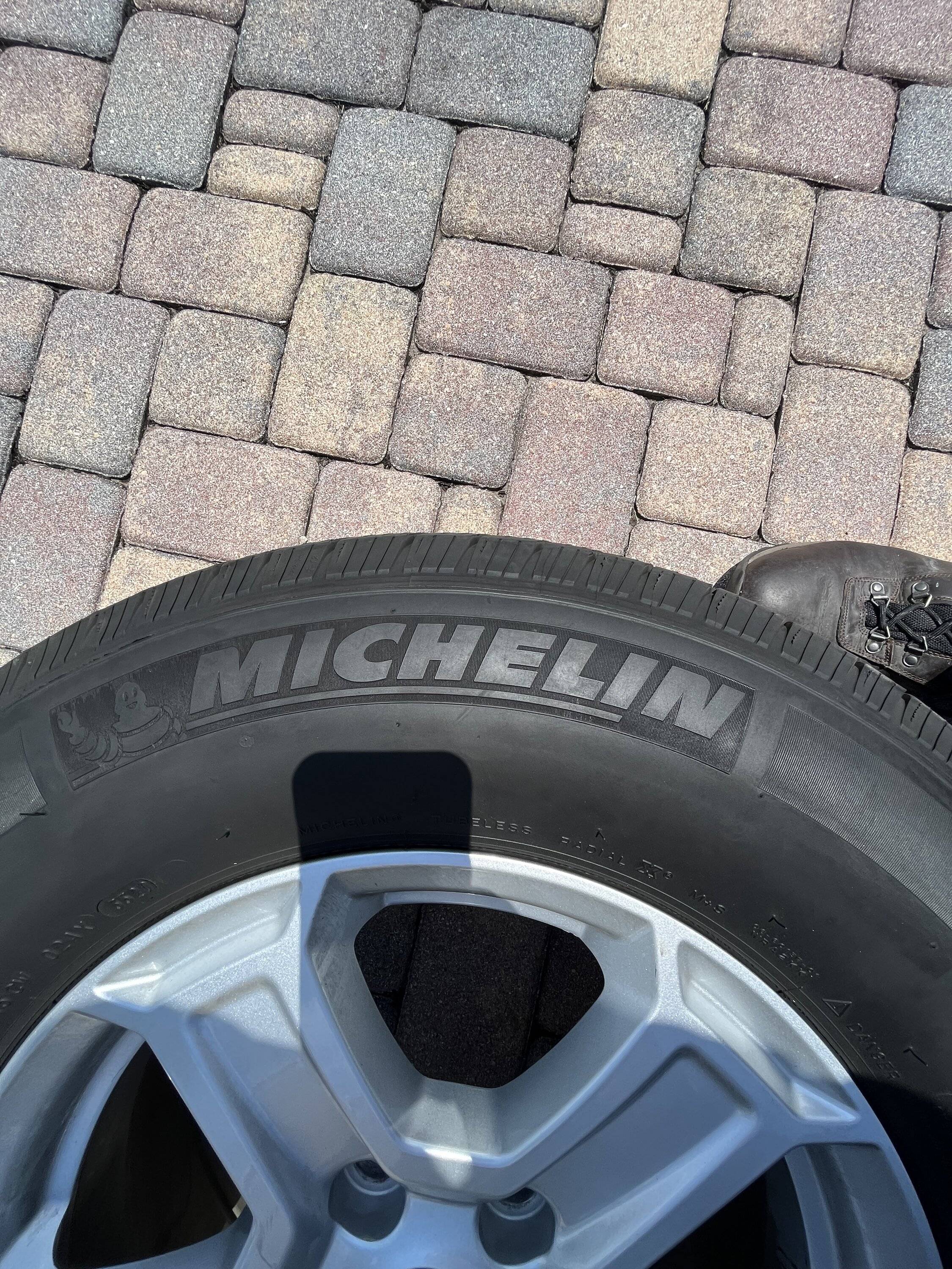 Florida - 5 Jeep JL tires and Rims | Jeep Wrangler Forums (JL / JLU ...