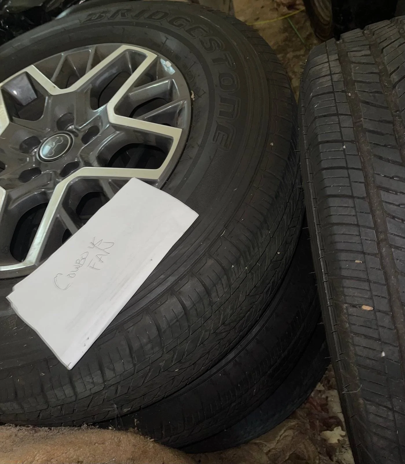 Tennessee - 2024 Sahara Rims & Tires Set for SALE | Jeep Wrangler ...