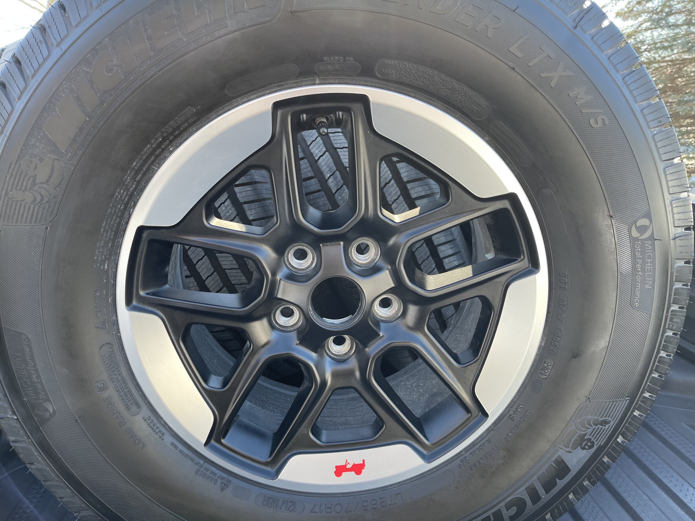 Iowa - 2021 Jeep Wrangler Rubicon OEM Rims and Michelin Tires $1,100  (Pending) | Jeep Wrangler Forums (JL / JLU) - Rubicon, Sahara, Sport, 4xe,  392 