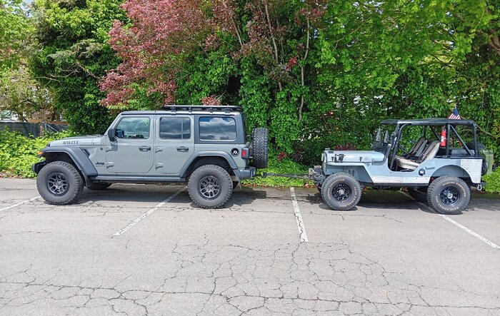 Towing a Willys with a Willys.