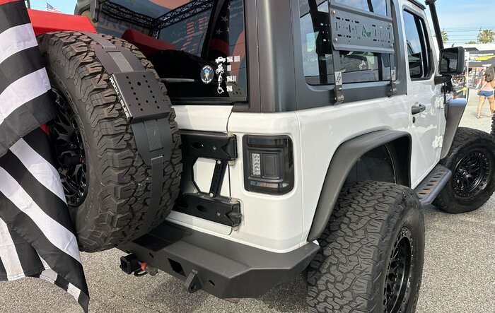 Tushy Tuesday!! Let's see those Wrangler Rear Ends!