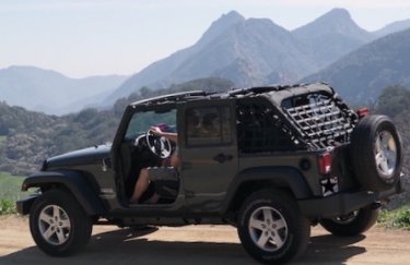 Jeep Wrangler JL First Look: Production Interior of the 2018 Jeep Wrangler JL/JLU! {filename}