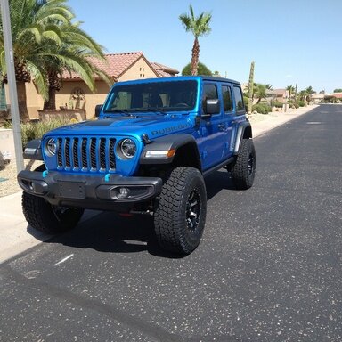 Does the JL use the same clips as the JK to mount the fender flares? | Jeep  Wrangler Forums (JL / JLU) - Rubicon, Sahara, Sport, 4xe, 392 -  