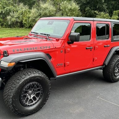 Hearing rattling inside in the back cargo area | Jeep Wrangler Forums (JL /  JLU) - Rubicon, Sahara, Sport, 4xe, 392 